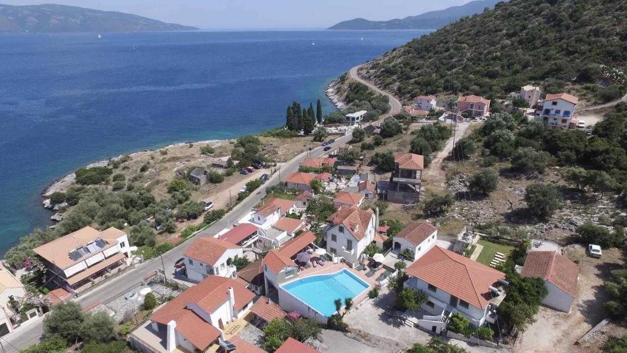 Makis Village-Apartments Agia Efimia Buitenkant foto