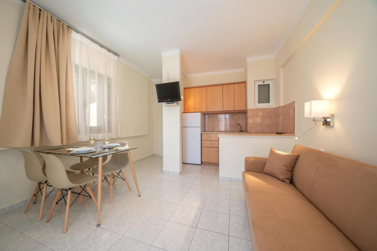 Makis Village-Apartments Agia Efimia Buitenkant foto