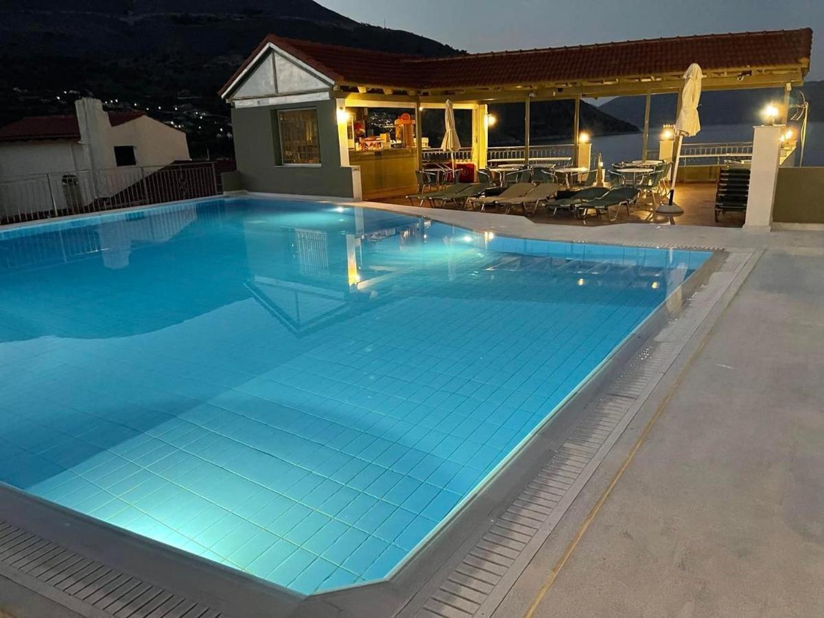Makis Village-Apartments Agia Efimia Buitenkant foto